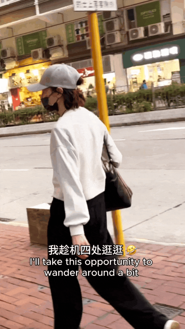 全网60岁依然是大家最爱的穿衣榜样瓦力游戏试玩张曼玉的平价穿搭火遍(图12)